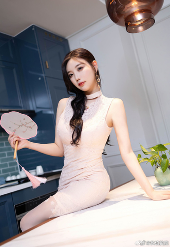 青草久久蜜臀内容展示